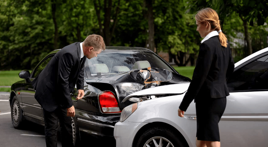 How to Handle a Settlement Offer with a Car Accident Lawyer’s Support 