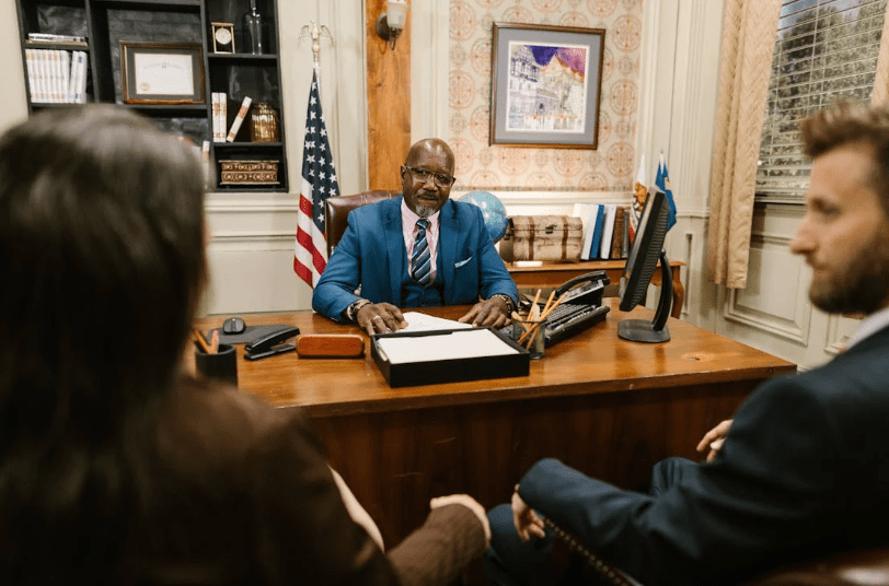 When to Hire a Family Lawyer for Child Custody Cases 