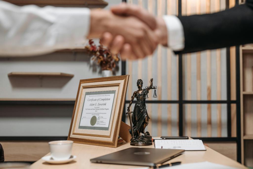 Why Business Contract and Agreement Attorneys Are Essential to Your Business&nbsp;Success